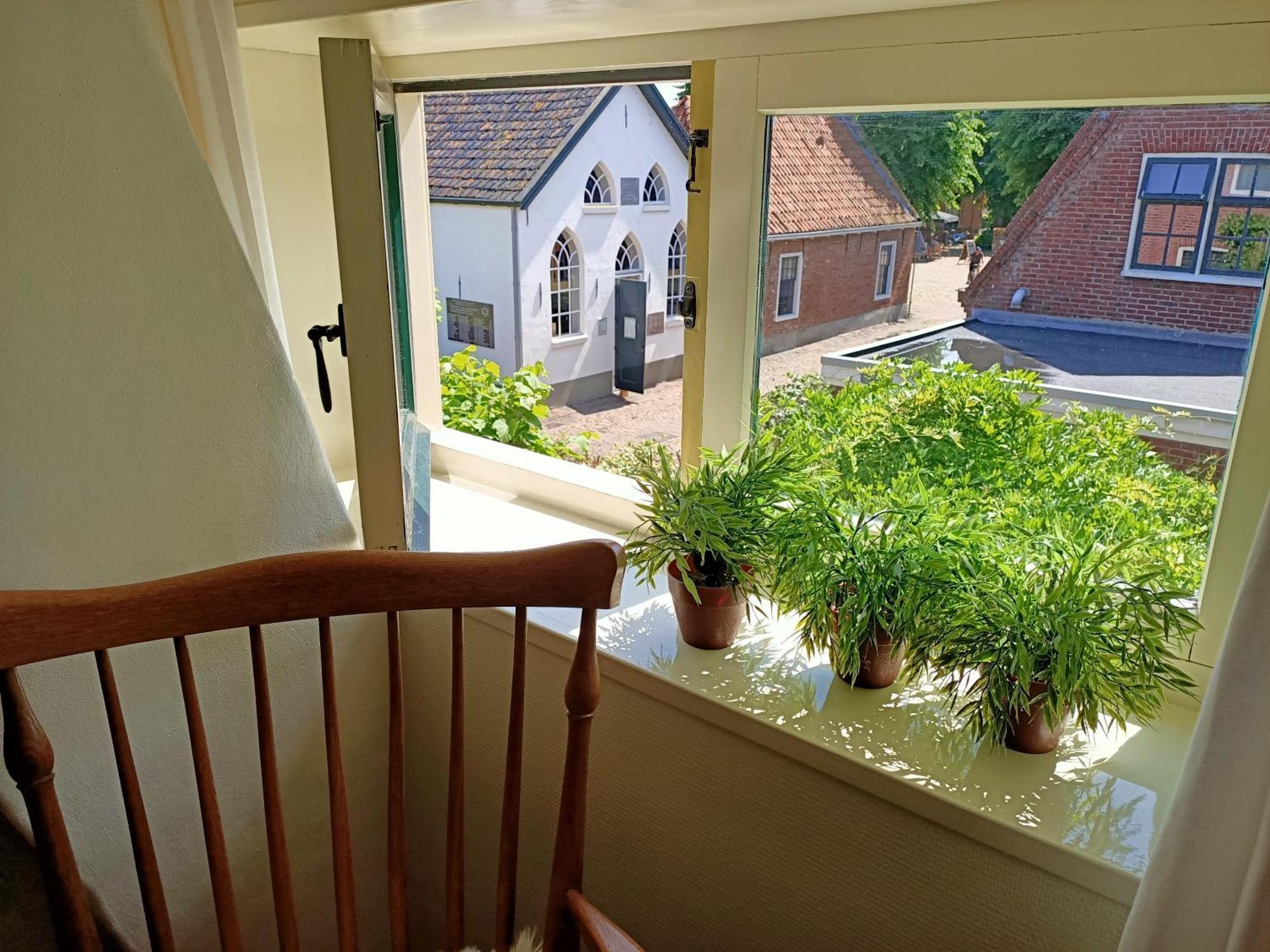 Bij De Friesche Poort Bed & Breakfast Bourtange Oda fotoğraf